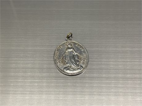 TESTED STERLING SILVER VINTAGE RELIGIOUS PENDANT