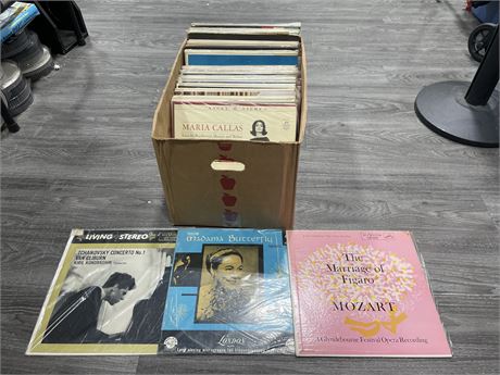 BOX OF MISC CLASSICAL RECORDS - EXCELLENT (E)
