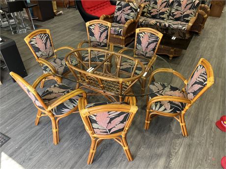 RATTAN DINING TABLE SET W/6 CHAIRS - GLASS TOP TABLE (72”x42”x30” Tall)