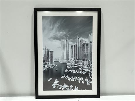 FRAMED CITYSCAPE PICTURE (3FT - 26”)