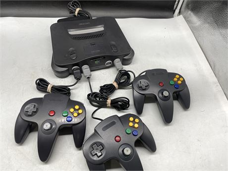N64 WITH 3 CONTROLLERS