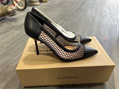 (NEW) LE CHATEAU HEELS - SIZE 36 - RETAIL $89