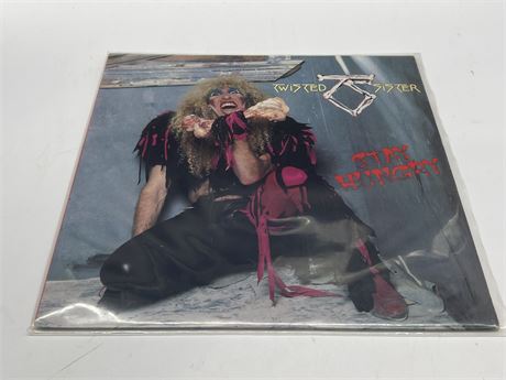 TWISTED SISTER - STAT HUNGRY - VG+