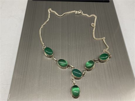 VINTAGE STERLING SILVER W/GREEN STONES NECKLACE (18”)