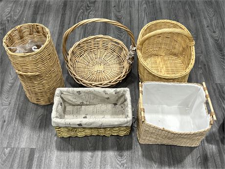 5 BASKETS (Largest is 19” wide)