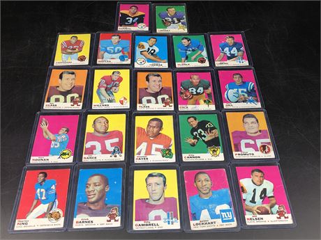 22 - 1969 NFL CARDS