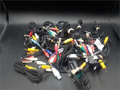 LARGE COLLECTION OF VIDEO GAME CABLES