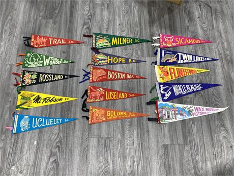15 VINTAGE 1970s FELT PENNANTS OF MISC CANADIAN TOWN - GREAT COND. (18” long)