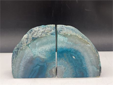 PAIR OF AGATE BOOKENDS - 5”