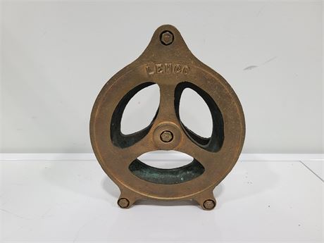 ANTIQUE LEMCO PULLEY