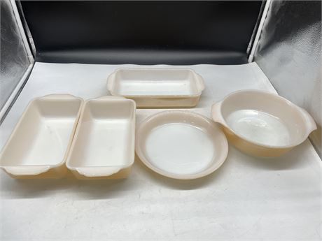 VINTAGE FIRE KING IRIDESCENT BAKEWARE 5 PIECES