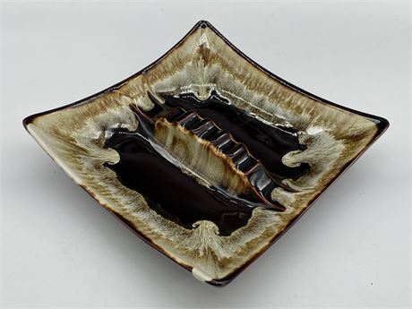MCM DRIP GLAZE LARGE ASH TRAY STAMPED VSA S23 (9.5”)