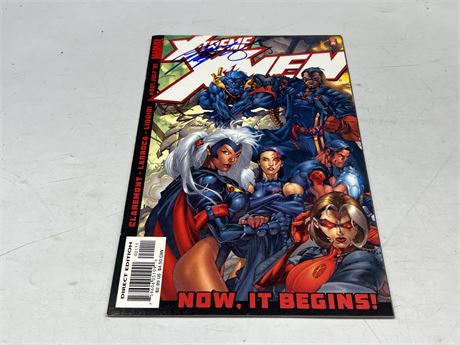 XTREME X-MEN #1 SIGNED BY CHRIS CLAREMONT
