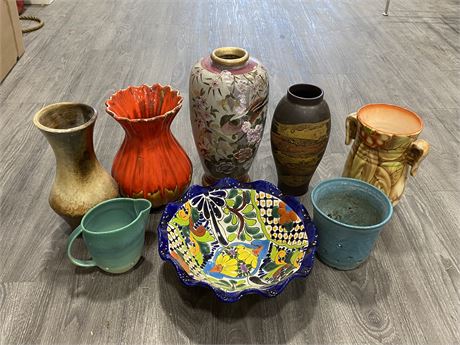 8 VASES / POTTERY PIECES - SOME MARKED (13” TALLEST)