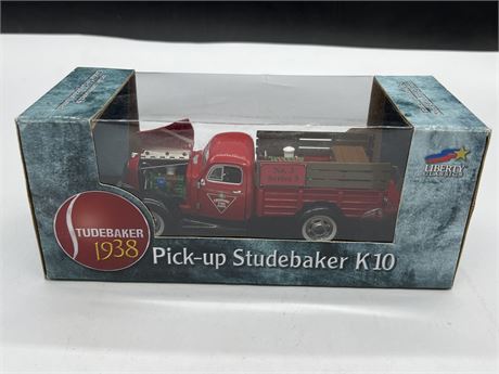 LIMITED EDITION CANADIAN TIRE DIECAST IN BOX - 1938 STUDEBAKER