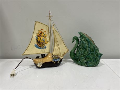 VINTAGE SHIP LAMP & GREEN SWAN PLANTERS