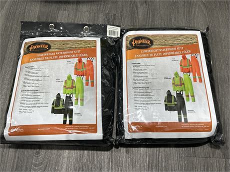 2 PIONEER LIGHTWEIGHT WATERPROOF SUITS - NEW - BOTH SIZE XL