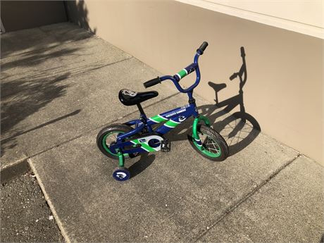 VANCOUVER CANUCKS KIDS BICYCLE