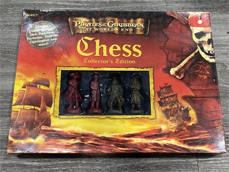 PIRATES OF THE CARIBBEAN AT WORLD’S END COLLECTORS EDITION CHESS SET NEW