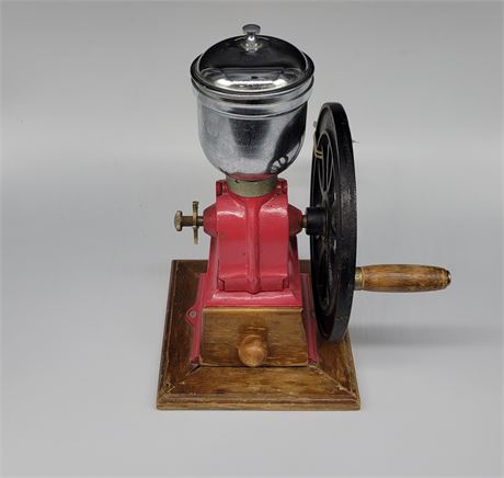 ANTIQUE 1900S LANDERS FRARY & CLARK CAST SINGLE WHEEL COFFEE