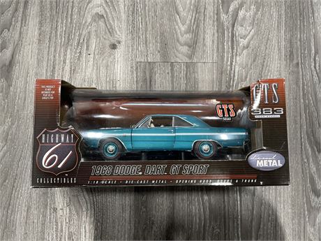 NEW DIE-CAST 1:18 HWY 61 COLLECTORS CAR