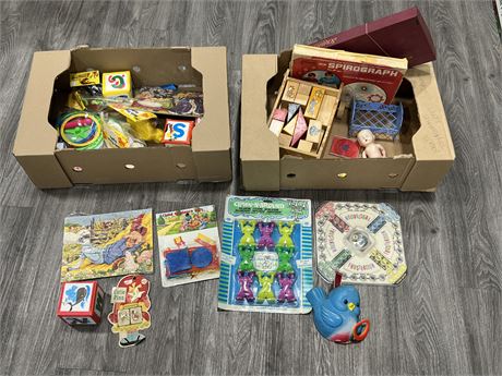 2 BOXES OF VINTAGE 1960s TOYS & GAMES