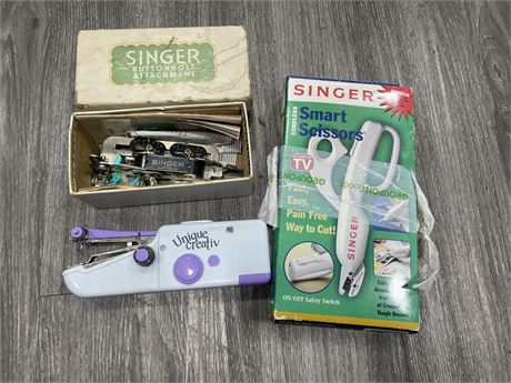 SINGER SEWING ACCESSORIES & HAND SEWING MACHINE