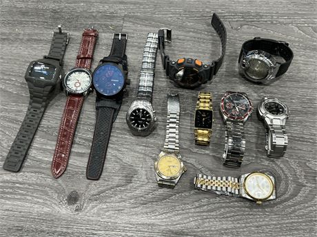LOT OF MISC WATCHES INCLUDING REPLICA ROLEX - SOME HAVE DAMAGE