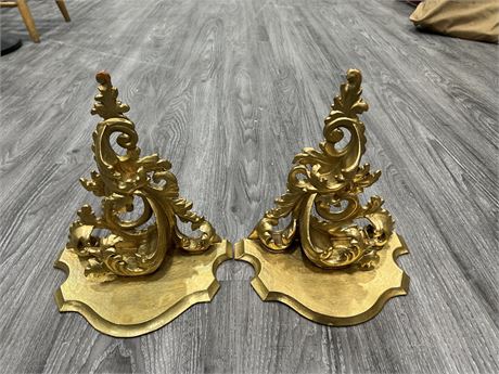 PAIR OF GOLD GUILT WALL PIECES - 10” TALL