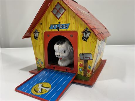 FIDO MUSICAL POPOUT DOG HOUSE (1960’s)