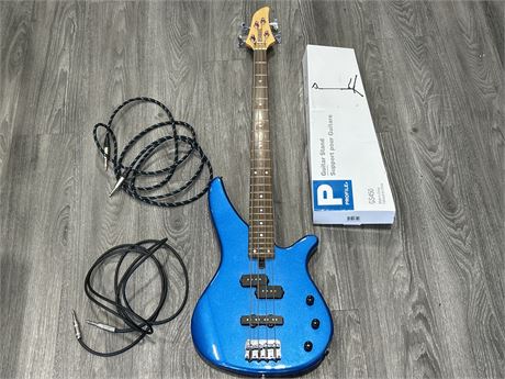 YAMAHA GUITAR W/NEW OPEN BOX STAND & 2 CORDS