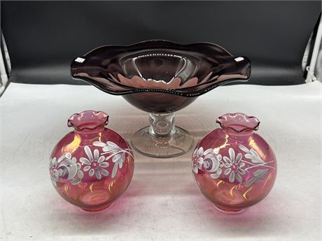 ELEVATED PINK CANDY DISH & 2 HAND PAINTED PINK GLASS VASES (Vases are 5.5” tall)