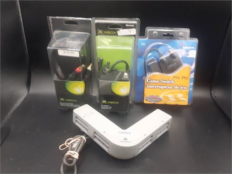 ASSORTED ORIGINAL XBOX AND PLAYSTATION ACCESSORIES