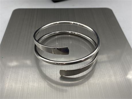 HEAVY LARGE 915 STERLING SILVER DOUBLE COIL BANGLE - 52 GRAMS