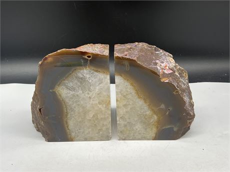 PAIR OF VERY LARGE / DENSE AGATE BOOKENDS - 7”