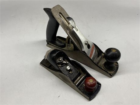 2 WOODWORKING PLANES - ONE IS MASTERCRAFT