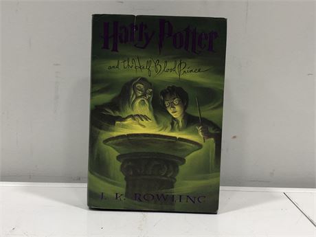 FIRST EDITION HARRY POTTER AND THE HALF-BLOOD PRINCE 2005