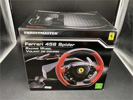 XBOX ONE FERRARI 458 SPIDER RACING WHEEL IN BOX (Great condition)