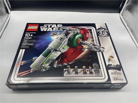 FACTORY SEALED NEW 1007PC LEGO SET