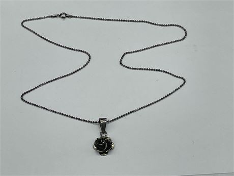 STERLING SILVER CHAIN & ROSE PENDANT (21”)