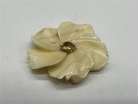 CARVED IVORY FLOWER W/REAL GOLD NUGGET (YUKON) 1”