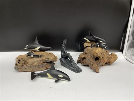 2 SETS JOHN PERRY KILLER WHALES W/DIVER ON ROCK