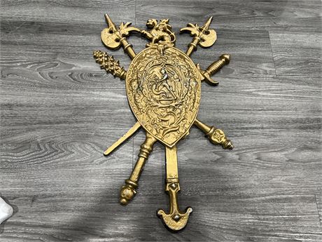 METAL COAT OF ARMS WALL DECORATION (17”x26”)
