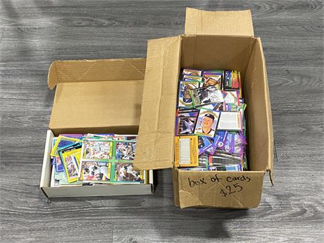 2 BOXES OF BASEBALL CARDS