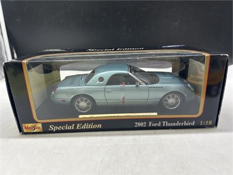 1:18 SCALE DIECAST 2002 FORD THUNDERBIRD IN BOX