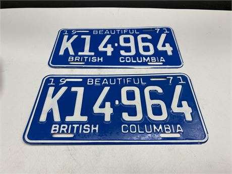 2 1971 BC LICENCE PLATES - MINT UNISSUED