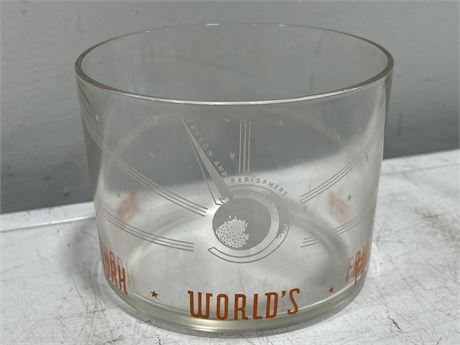 RARE 1939 NEW YORK WORLDS FAIR GLASS ICE BUCKET - 5.5” DIAMETER