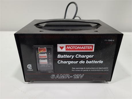 MOTOMASTER BATTERY CHARGER