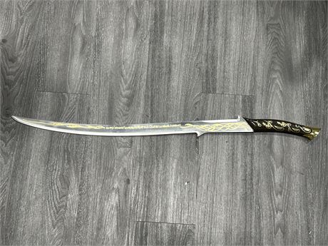 LORD OF THE RINGS COLLECTABLE SWORD - 38”
