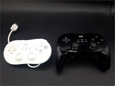 CLASSIC CONTROLLERS - VERY GOOD CONDITION - WII
